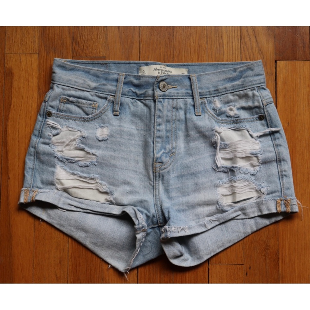 Abercrombie & Fitch denim mid-rise shorts size 0